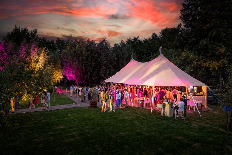 Tafelopstelling voor buffet aan huis van DON food & events